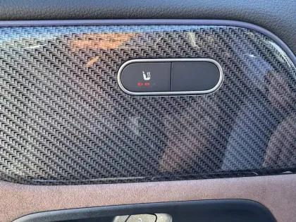 Photo 10 Mercedes GLA  180 d 8G-DCT