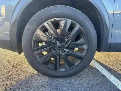 Photo 32 Peugeot 2008  Hybrid 145 e-DCS6