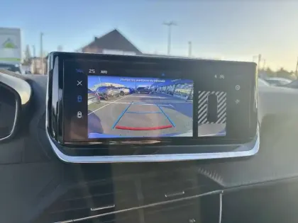 Photo 34 Peugeot 2008  Hybrid 145 e-DCS6