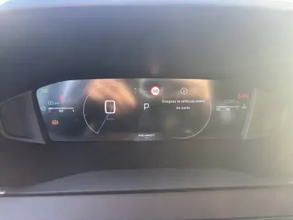 Photo 9 Peugeot 2008  Hybrid 145 e-DCS6