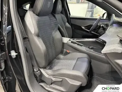 Photo 14 Peugeot 3008  Plug-in Hybrid 195 e-DCS7