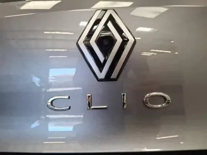 Photo 8 Renault Clio  E-Tech full hybrid 145 ch GSR2
