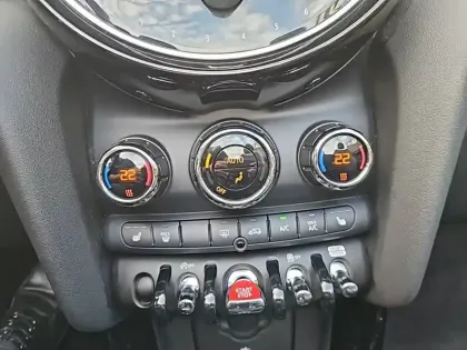 Photo 22 Mini Mini Cabriolet Cooper 136 ch DKG7