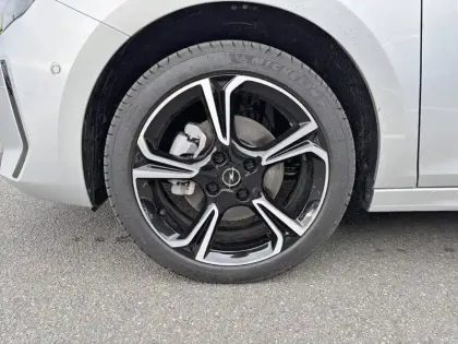 Photo 12 Opel Corsa  1.2 Turbo Hybrid 110 ch e-DCT6