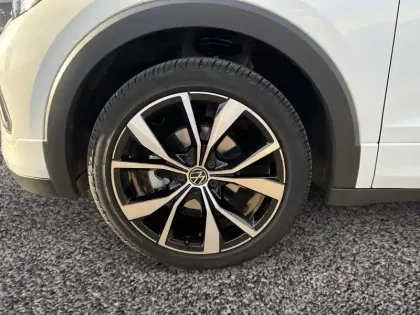 Photo 8 Volkswagen T-cross  1.0 TSI 116 Start/Stop DSG7