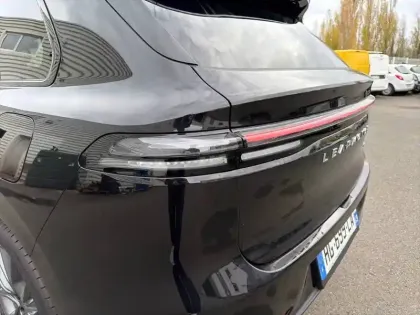 Photo 16 Leapmotor C10  REEV 28.4 kWh - 158 kW