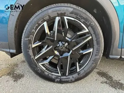 Photo 26 Peugeot 3008  Hybrid 145 e-DCS6