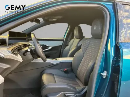 Photo 24 Peugeot 3008  Hybrid 145 e-DCS6