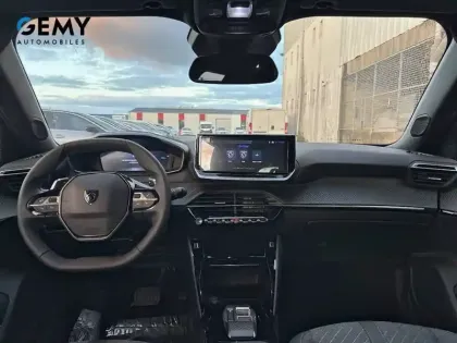 Photo 7 Peugeot 2008  Hybrid 145 e-DCS6