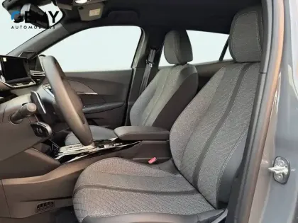 Photo 8 Peugeot 2008  Hybrid 145 e-DCS6