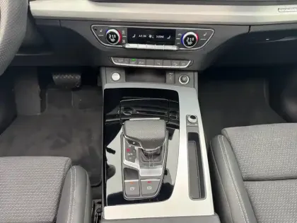 Photo 12 Audi Q5  Sportback 55 TFSIe 367 S tronic 7 Quattro