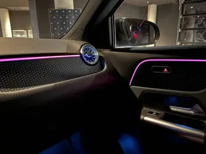 Photo 12 Mercedes EQA  250+