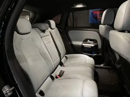 Photo 3 Mercedes EQA  250+