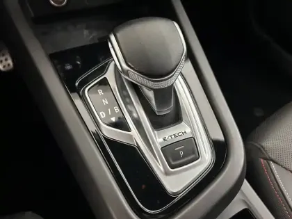 Photo 83 Renault Arkana  E-Tech 145