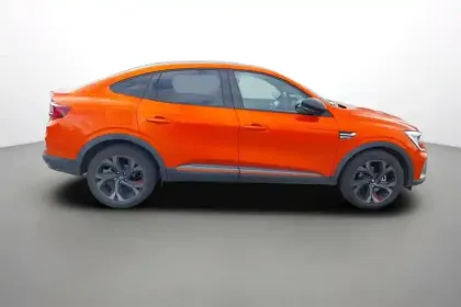 Photo 6 Renault Arkana  E-Tech 145