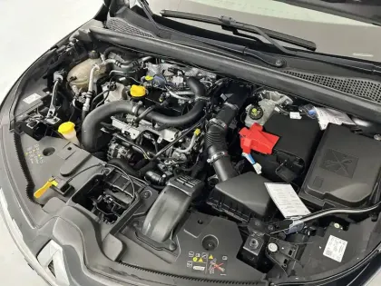 Photo 30 Renault Captur  TCe 90 - 21