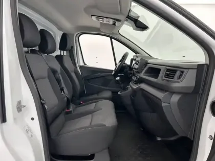 Photo 13 Renault Trafic  FGN L1H1 3000 KG BLUE DCI 130