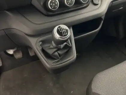 Photo 12 Renault Trafic  FGN L1H1 3000 KG BLUE DCI 130