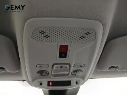 Photo 16 Peugeot 208  BLUEHDI 100 S&S BVM6