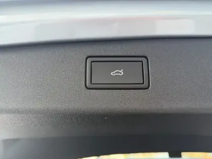 Photo 16 Volkswagen Tiguan  1.5 eHybrid 204ch DSG6