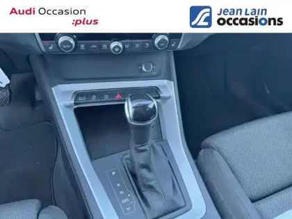 Photo 12 Audi Q3  35 TFSI 150 ch S tronic 7