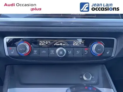 Photo 13 Audi Q3  35 TFSI 150 ch S tronic 7