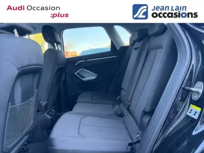 Photo 16 Audi Q3  35 TFSI 150 ch S tronic 7