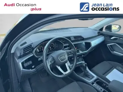 Photo 10 Audi Q3  35 TFSI 150 ch S tronic 7