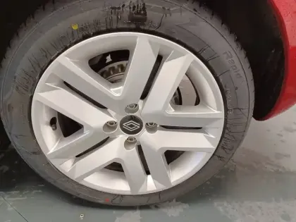 Photo 26 Renault Clio  dCi 100