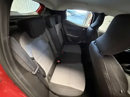 Photo 68 Renault Clio  dCi 100