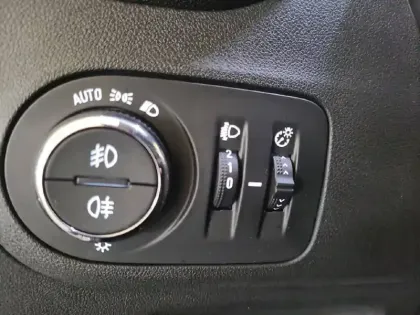 Photo 27 Opel Crossland X  1.2 Turbo 110 ch