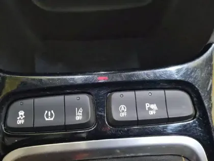 Photo 24 Opel Crossland X  1.2 Turbo 110 ch