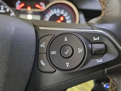 Photo 26 Opel Crossland X  1.2 Turbo 110 ch