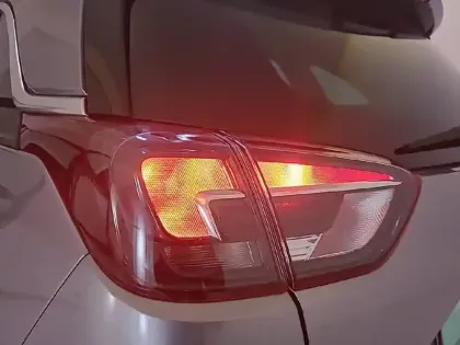 Photo 16 Opel Crossland X  1.2 Turbo 110 ch