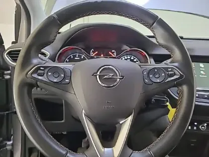 Photo 8 Opel Crossland X  1.2 Turbo 110 ch