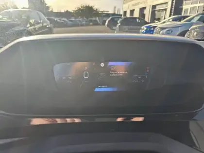 Photo 9 Peugeot 308  SW Hybrid 145 e-DCS6