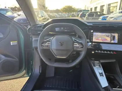 Photo 8 Peugeot 308  SW Hybrid 145 e-DCS6