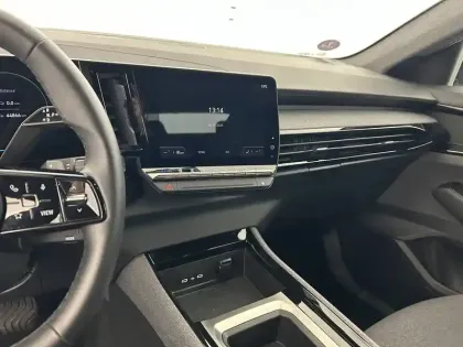 Photo 20 Renault Austral  E-Tech hybrid 200