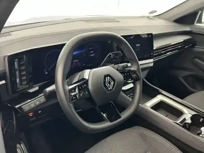 Photo 18 Renault Austral  E-Tech hybrid 200