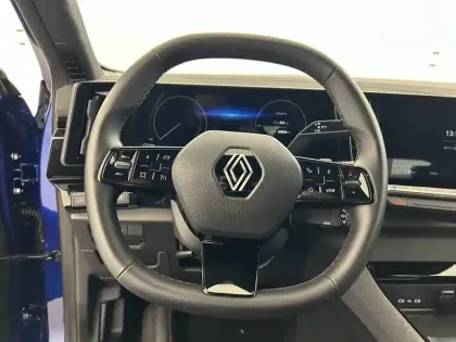 Photo 77 Renault Austral  E-Tech hybrid 200