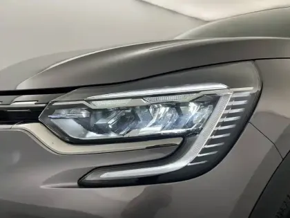 Photo 28 Renault Captur  E-Tech full hybrid 145