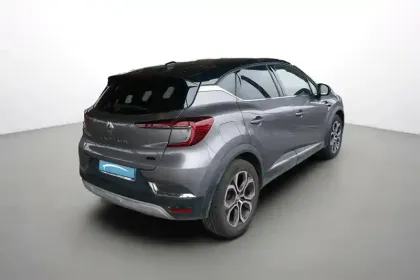 Photo 5 Renault Captur  E-Tech full hybrid 145