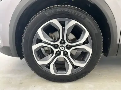 Photo 26 Renault Captur  E-Tech full hybrid 145