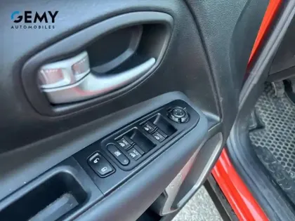 Photo 12 Jeep Renegade  1.0 Turbo T3 120 ch BVM6