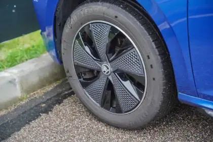 Photo 12 Skoda Kamiq  1.0 TSI Evo 2 116 ch DSG7