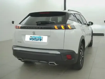 Photo 32 Peugeot 2008  PureTech 130 S&S EAT8