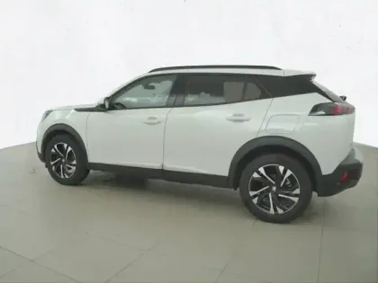 Photo 6 Peugeot 2008  PureTech 130 S&S EAT8