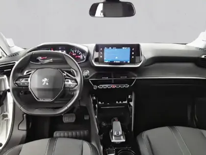 Photo 7 Peugeot 2008  PureTech 130 S&S EAT8