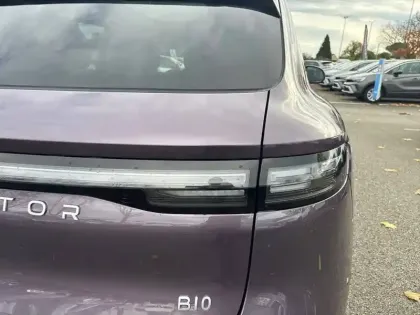 Photo 41 Leapmotor B10  BEV 67.1 kWh - 160 kW