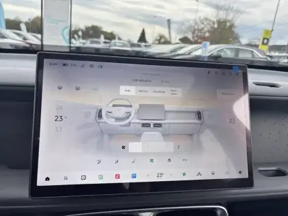 Photo 45 Leapmotor B10  BEV 67.1 kWh - 160 kW